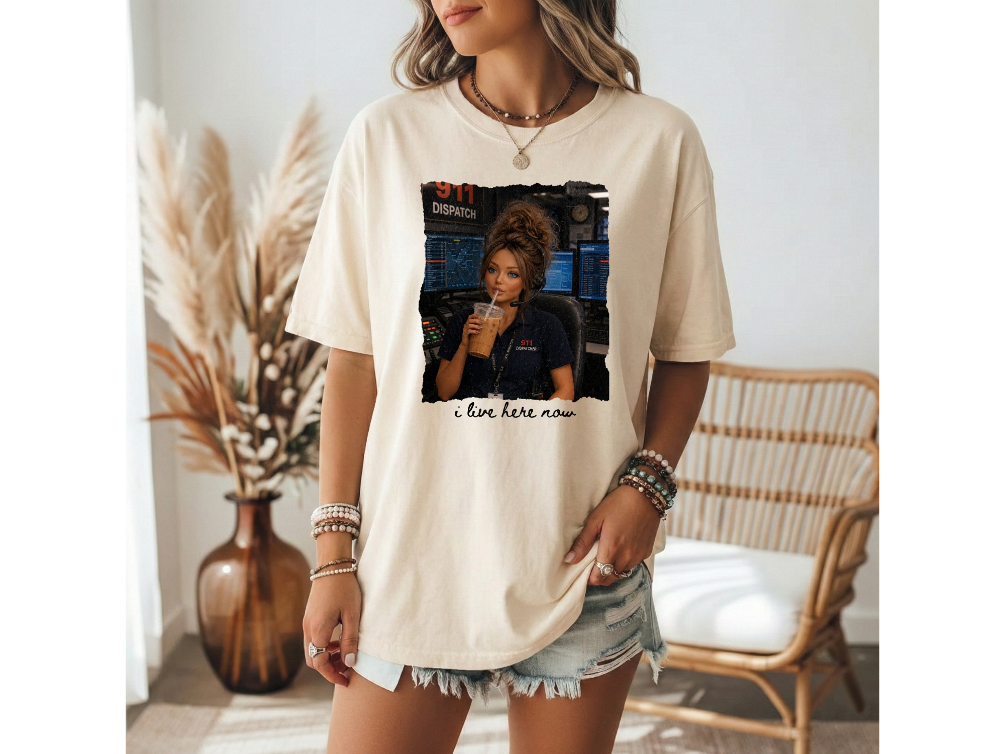 911 Dispatcher Girl "I Live Here Now" Graphic Tee - Brunette
